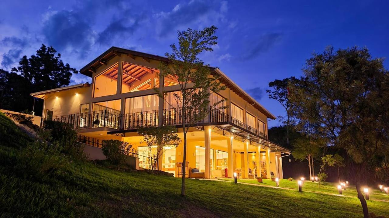 Pousada Fazenda Peroba Rosa Pedregulho Dış mekan fotoğraf