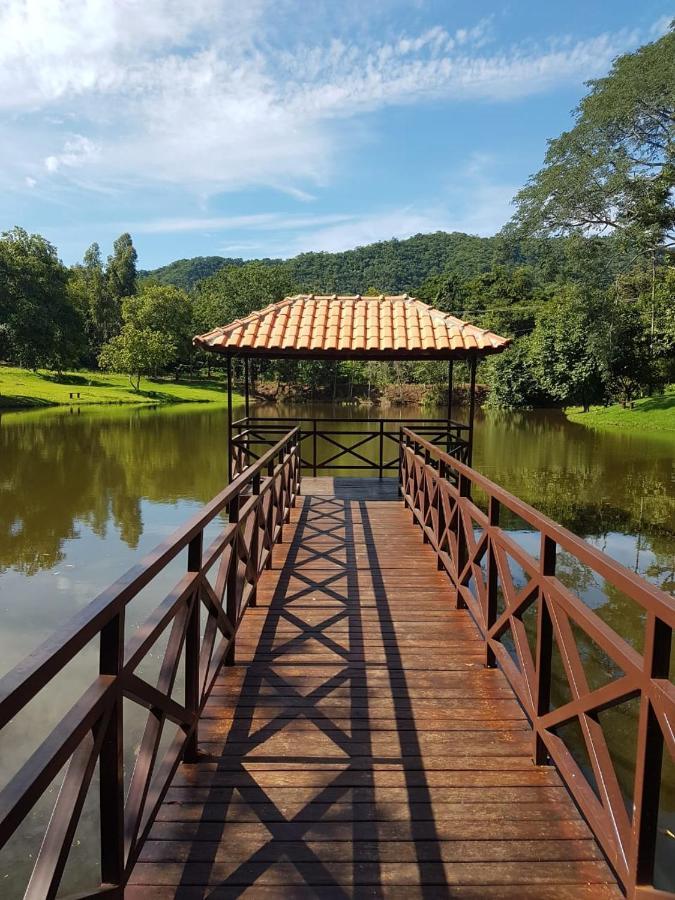 Pousada Fazenda Peroba Rosa Pedregulho Dış mekan fotoğraf